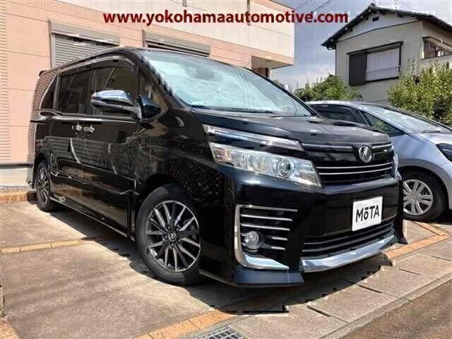 Toyota Voxy  '2015