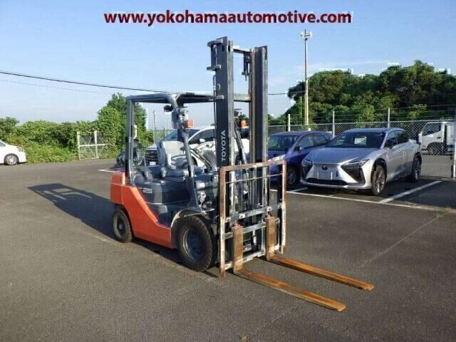 TOYOTA FORKLIFT