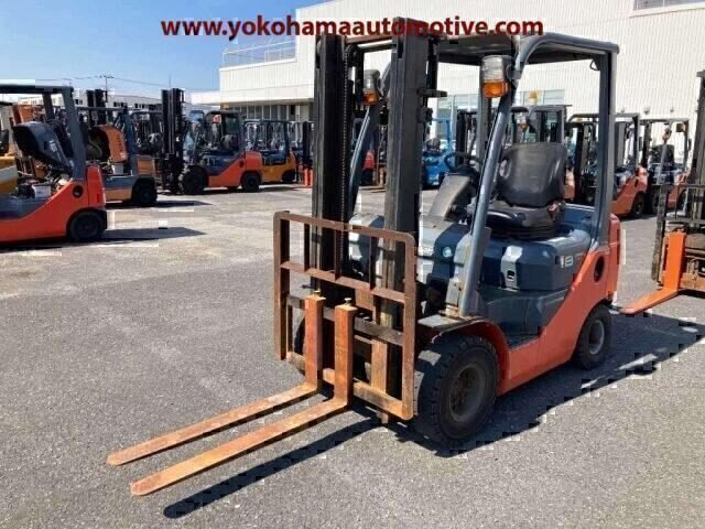 TOYOTA FORKLIFT