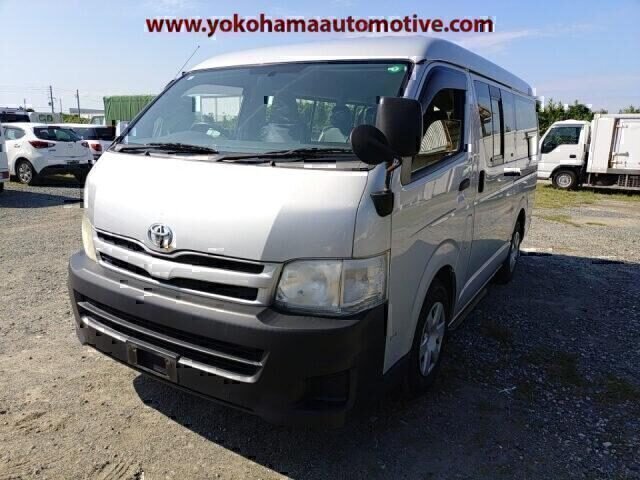 Toyota Hiace  '2012