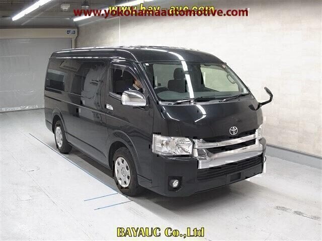 TOYOTA HIACE