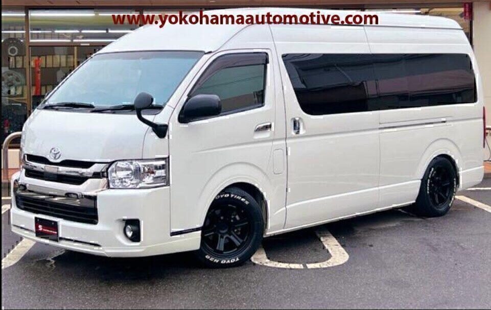 TOYOTA HIACE