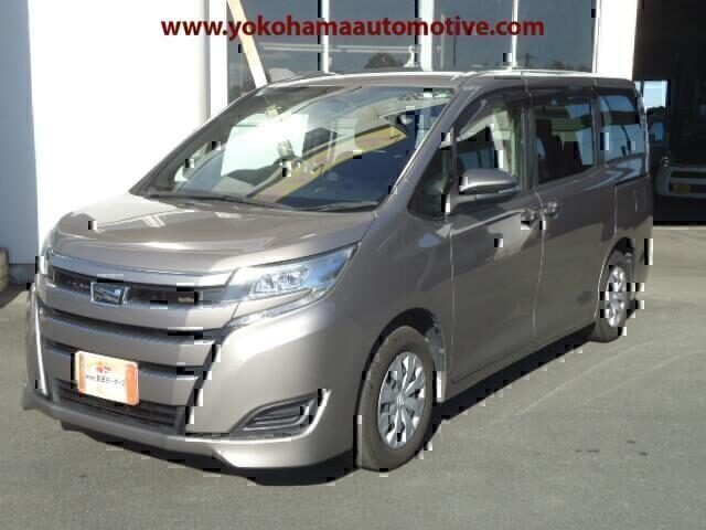 Toyota Noah  '2018