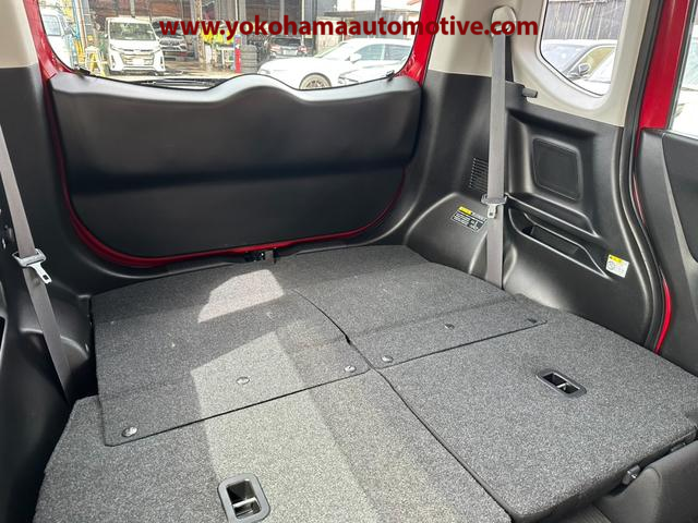 Car Image 27