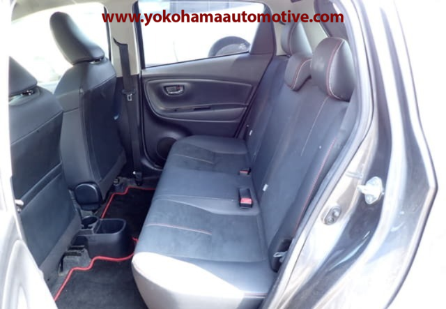 Car Image 11