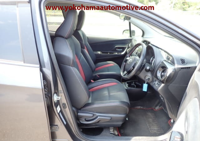 Car Image 12