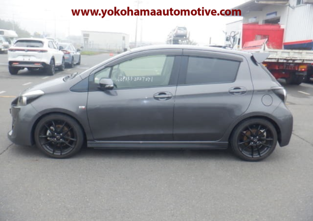 Car Image 21