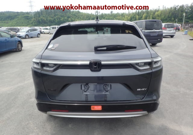 Car Image 12