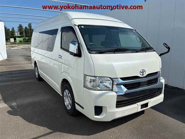 Car Image 9