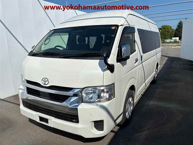 2021 TOYOTA HIACE GRAND CABIN