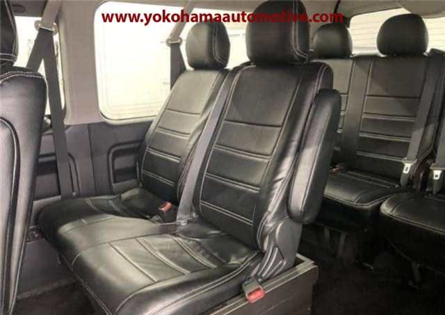 Car Image 15