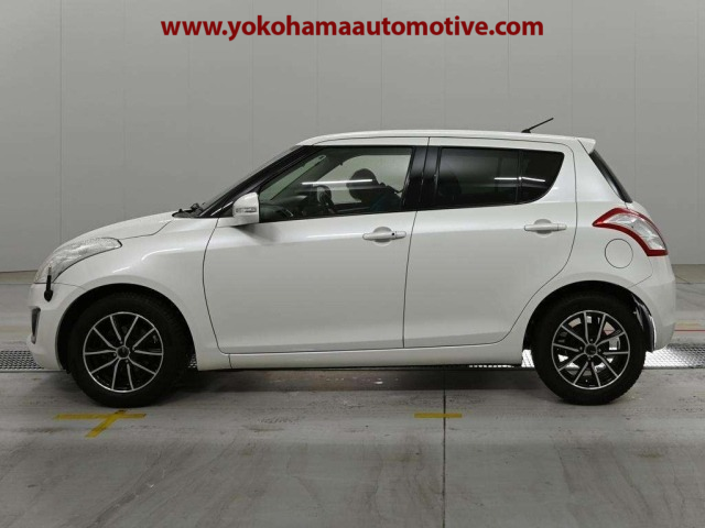 Car Image 6