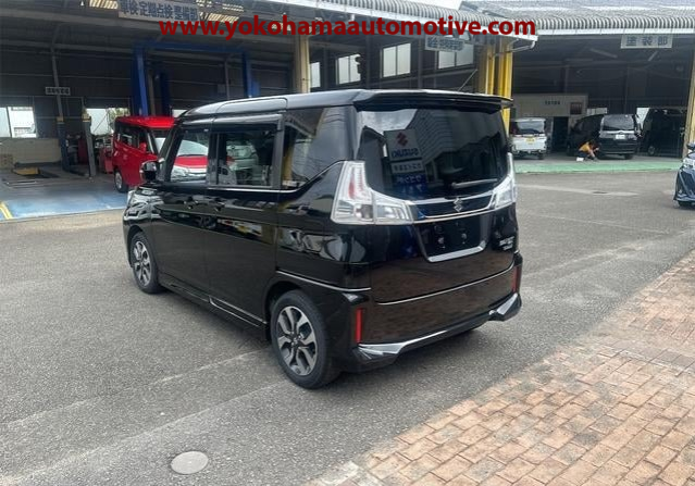 Car Image 9