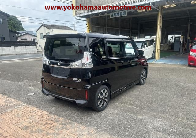 Car Image 12