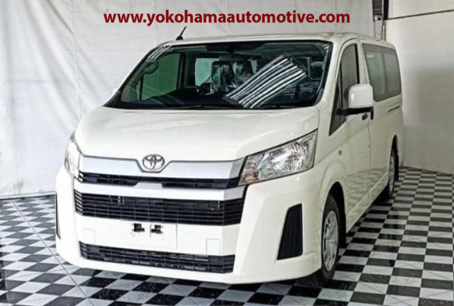 2019 TOYOTA HIACE COMMUTER 2.8