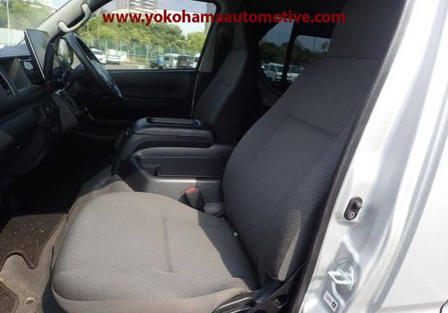 Car Image 6