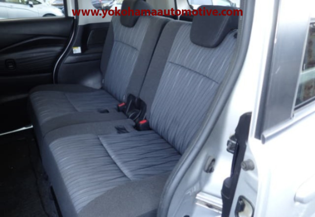 Car Image 12
