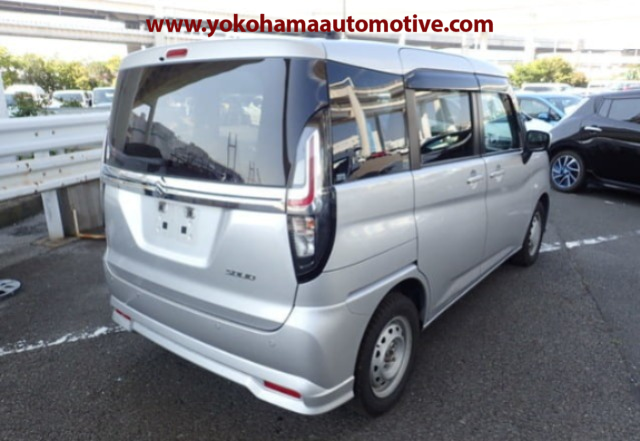 Car Image 14