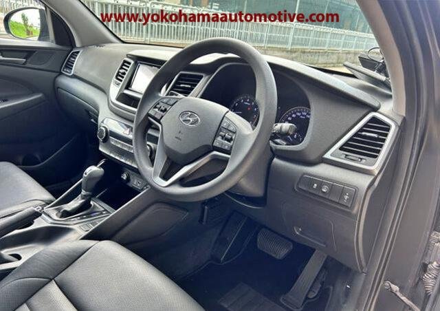 Car Image 12