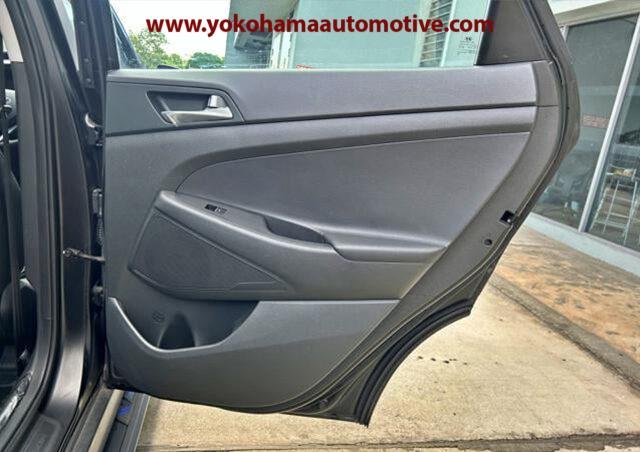 Car Image 19