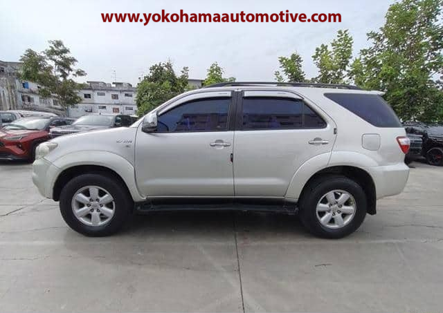 Car Image 8