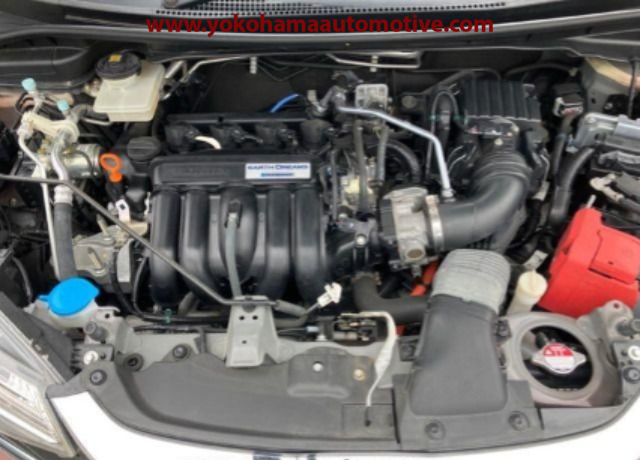Car Image 17