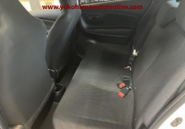 Car Image 11