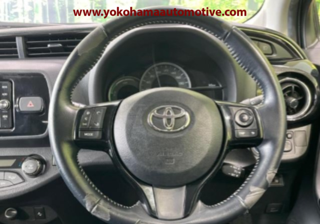 Car Image 19