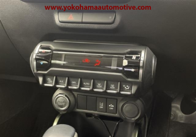 Car Image 32