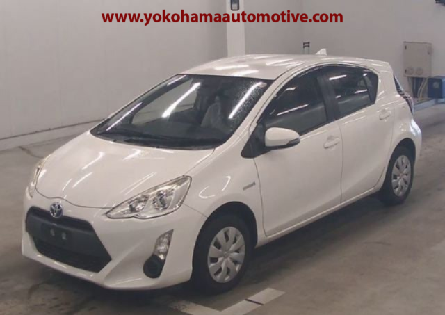 TOYOTA AQUA HYBRID L
