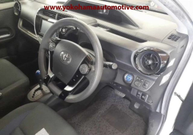 Car Image 5