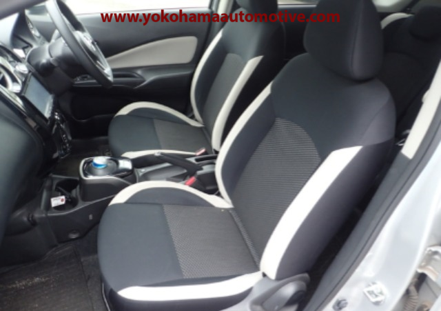 Car Image 19