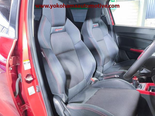 Car Image 9