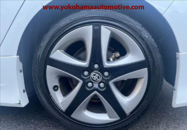 Car Image 9