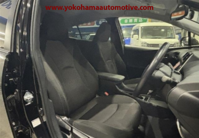 Car Image 18
